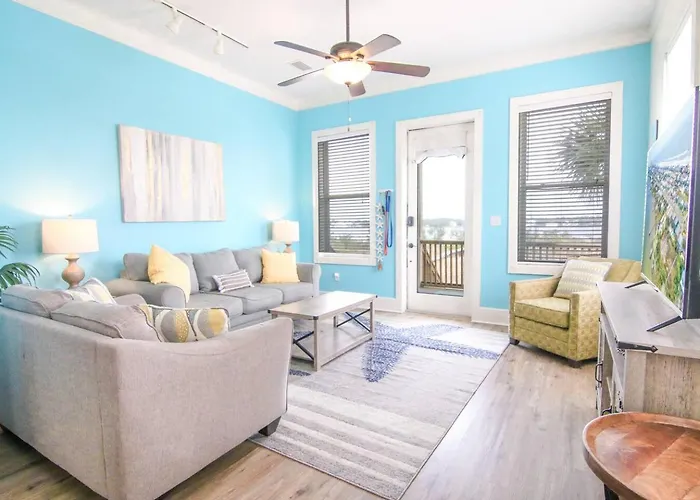 4br Waterfront Dock + Pool Hot Tub | Walk To Holiday home Gulf Shores